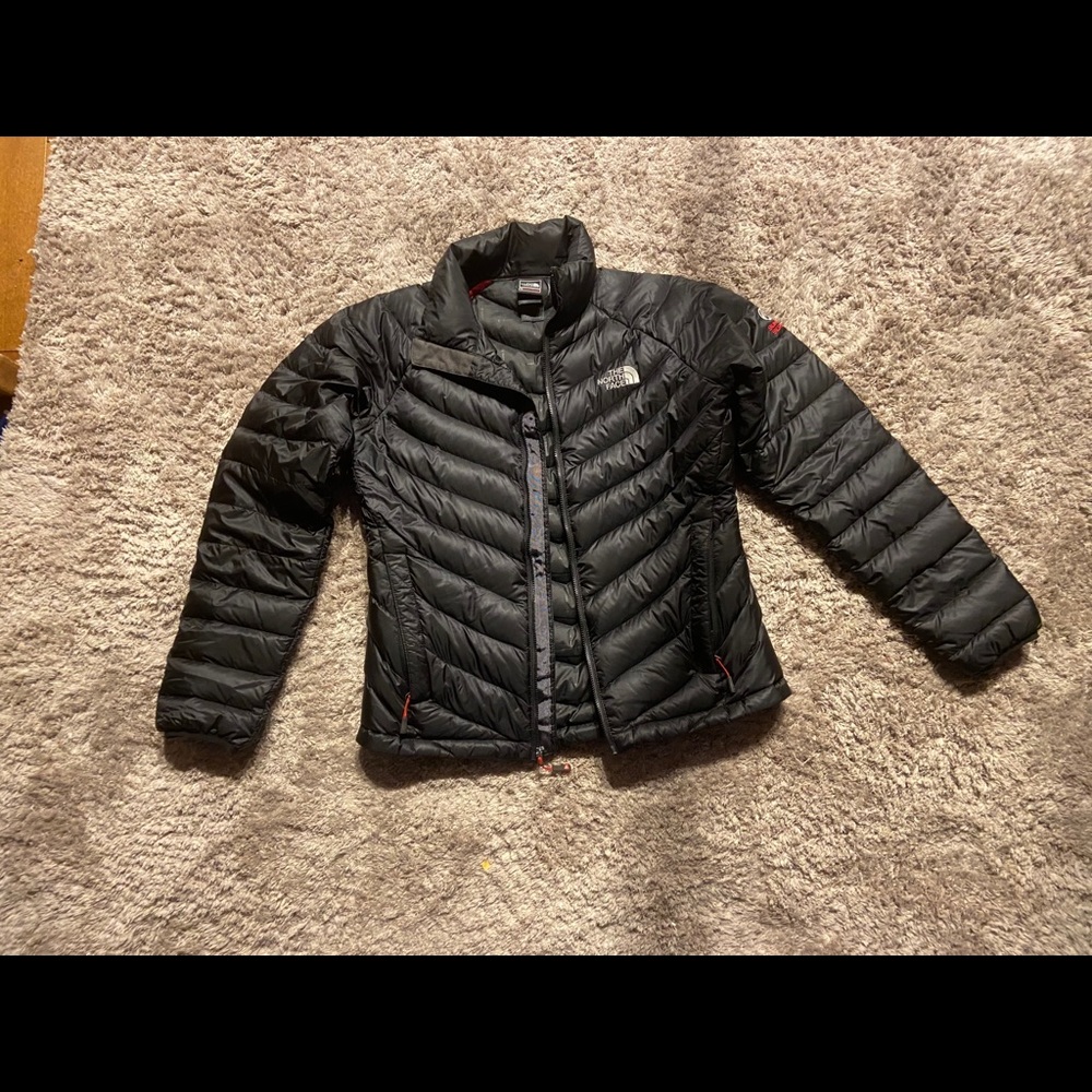 North face winter jacket (medium)